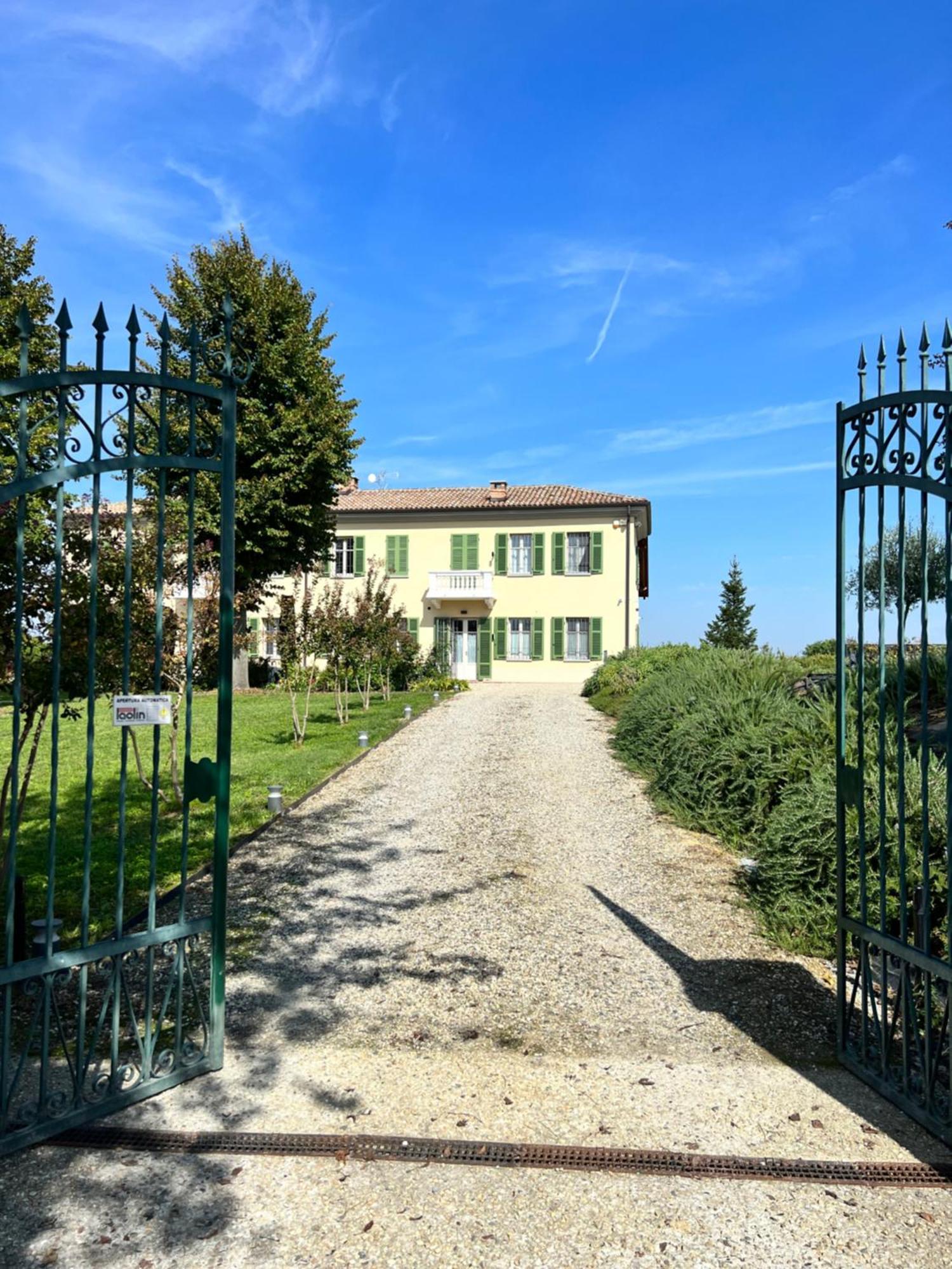 Bed and Breakfast Belcasale Vignale Exterior foto